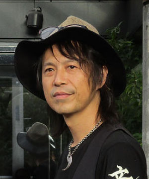 西山 史晃 写真