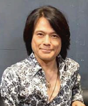 潮崎 裕己 写真